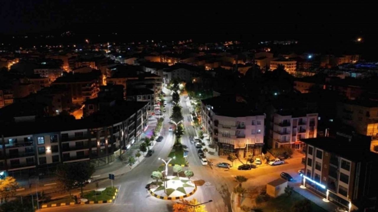 Başkan Günel, ilçeye 5 yılda 218 kilometre yol kazandırdı