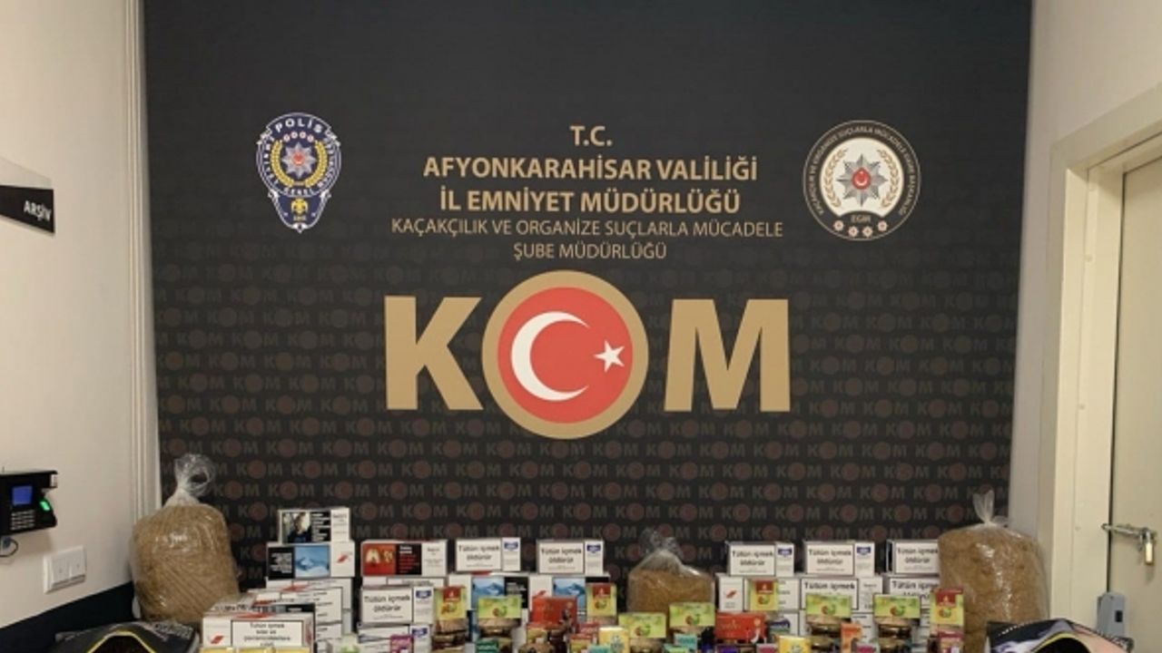 Binlerce adet boş ve dolu makaron ile elektronik sigara yakalandı