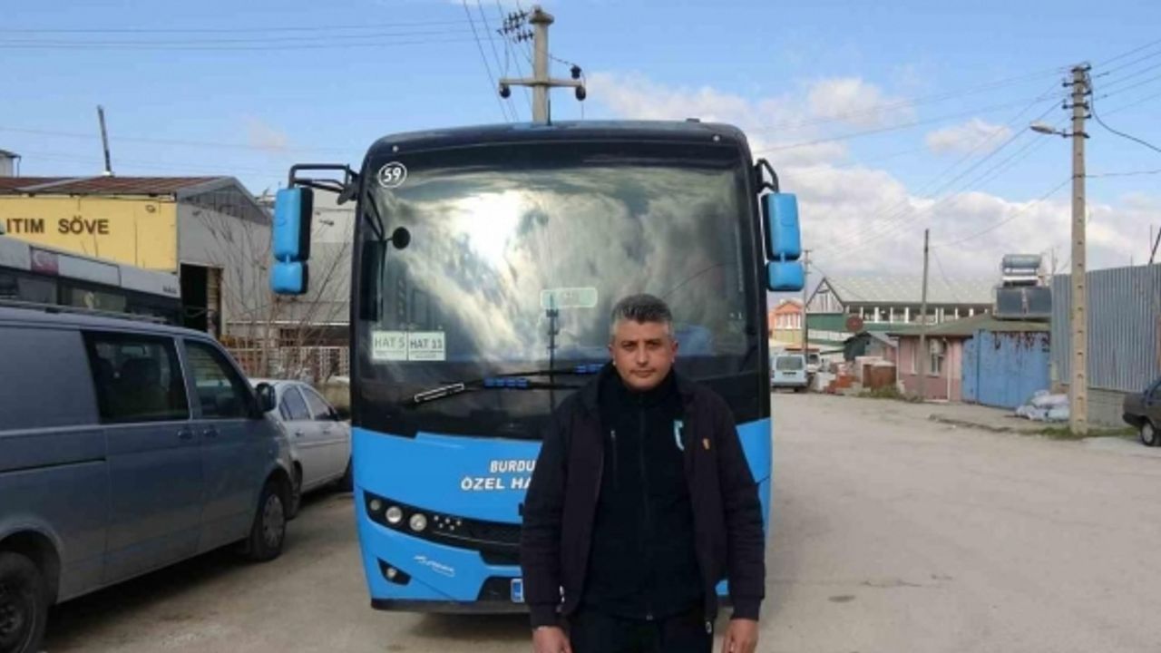 Burdur’da halk otobüsünde oyuncak tabancayla tehdit karakolluk etti