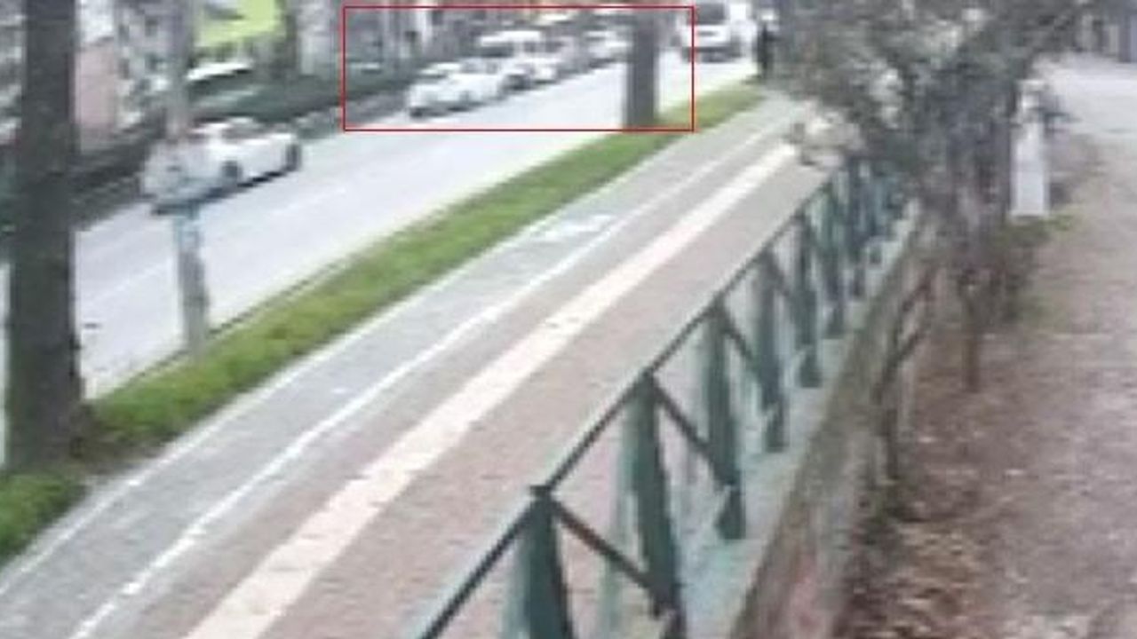 Bursa’da 8 araç birbirine girdi, o anlar kamerada