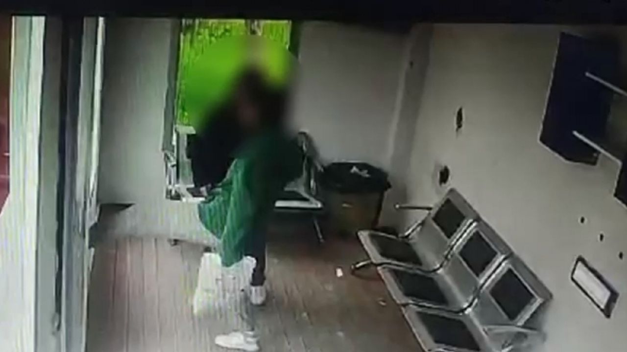 Bursa’da akıllı duraklara saldıran şüphelilerin görüntüleri ortaya çıktı