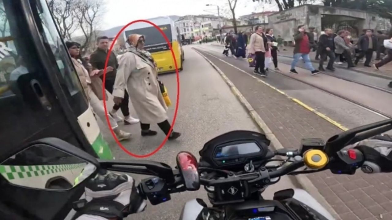 Bursa’da korkutan anlar...Yayanın hayatını kurtaran manevra kamerada