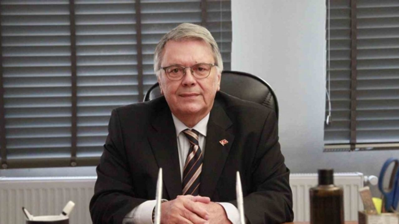 Bursaspor Başkan Adayı Raşit Barışıcı: "İmzalarımız tamam hiçbir yönetim ile birlikte hareket etmiyoruz"