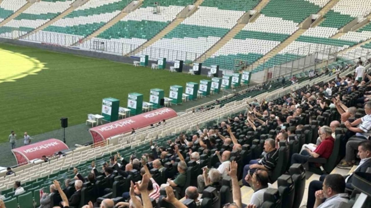 Bursaspor Sicil Kurulu: “136 kişi bilgimiz dışında eklendi”