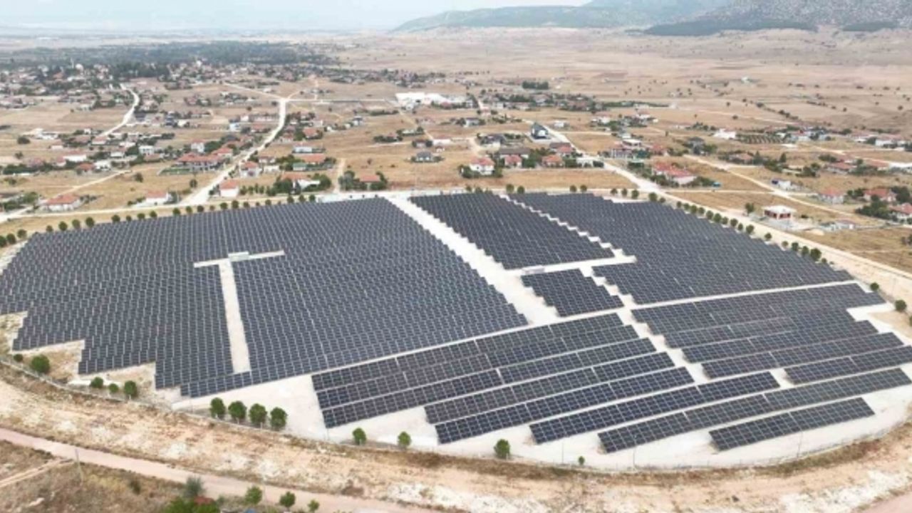 Büyükşehir doğaya verdiği sözü tutuyor, ASAT enerjisini güneşten alıyor