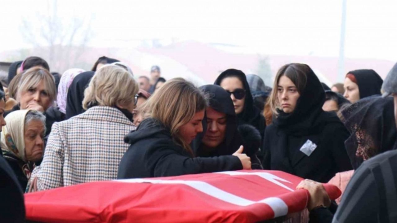 Cenazesi Samos’ta bulunan iş adamı Yasin Cinkaya son yolcuğuna uğurlandı