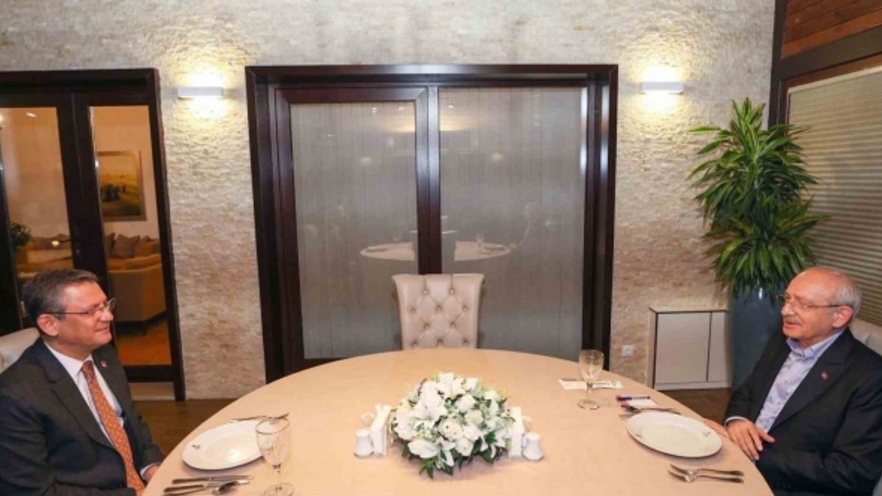 CHP Genel Başkanı Özel, Kılıçdaroğlu ile bir araya geldi