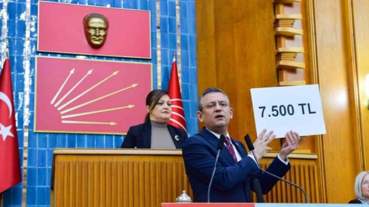 CHP lideri Özel: “En düşük memur maaşını asgari ücret kadar yapalım dedim 10 bin lira yapıldı”