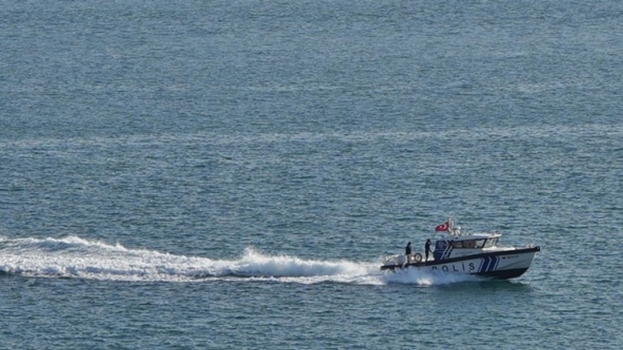 Denizde ‘ceset’ devriyesi: Deniz kademeli olarak aralıksız didik didik taranıyor