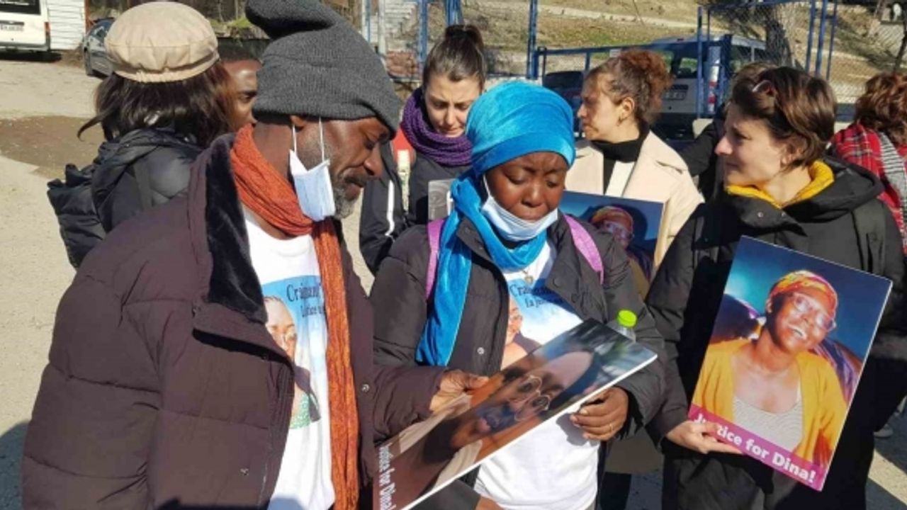 Dina’nın annesi Panga, “Görüştüğümüz sırada iki kez rahatsız edildi”