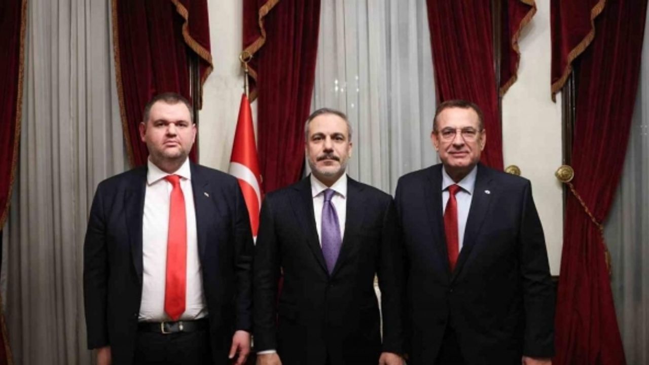 Dışişleri Bakanı Fidan, HÖH Eş Başkan Adayları Çakırov ve Peevski ile bir araya geldi