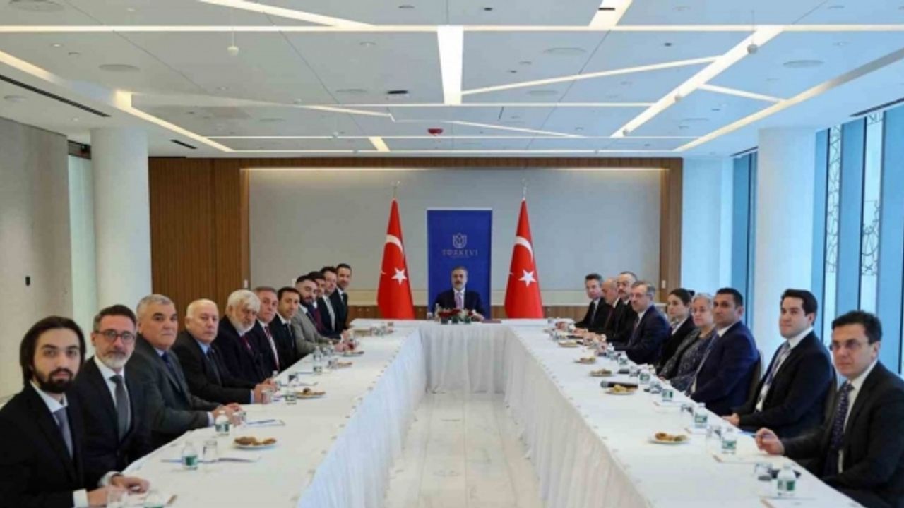 Dışişleri Bakanı Fidan, Türk-Amerikan Ulusal Yönlendirme Komitesi heyetini kabul etti