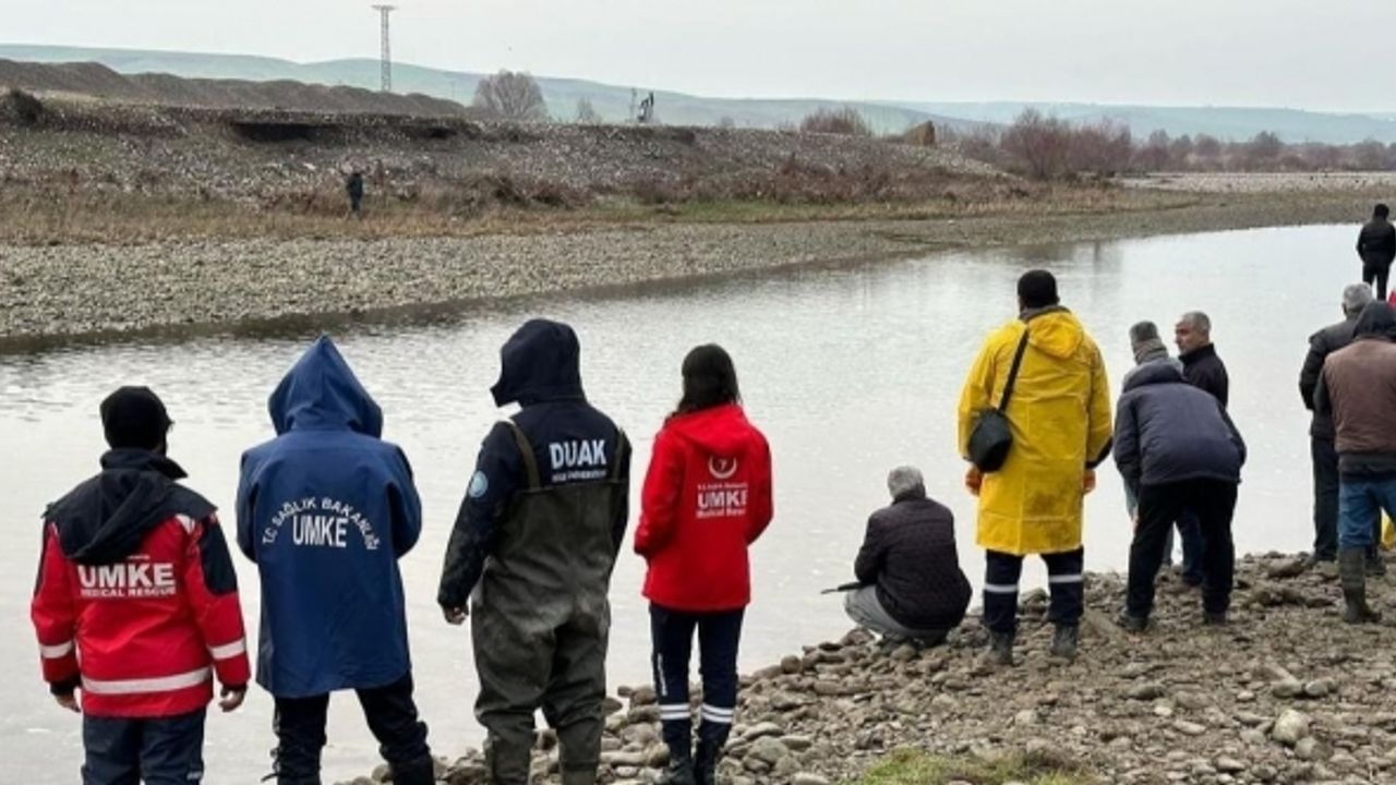 Diyarbakır’da 36 kişilik ekip dört gündür kayıp vatandaşı arıyor