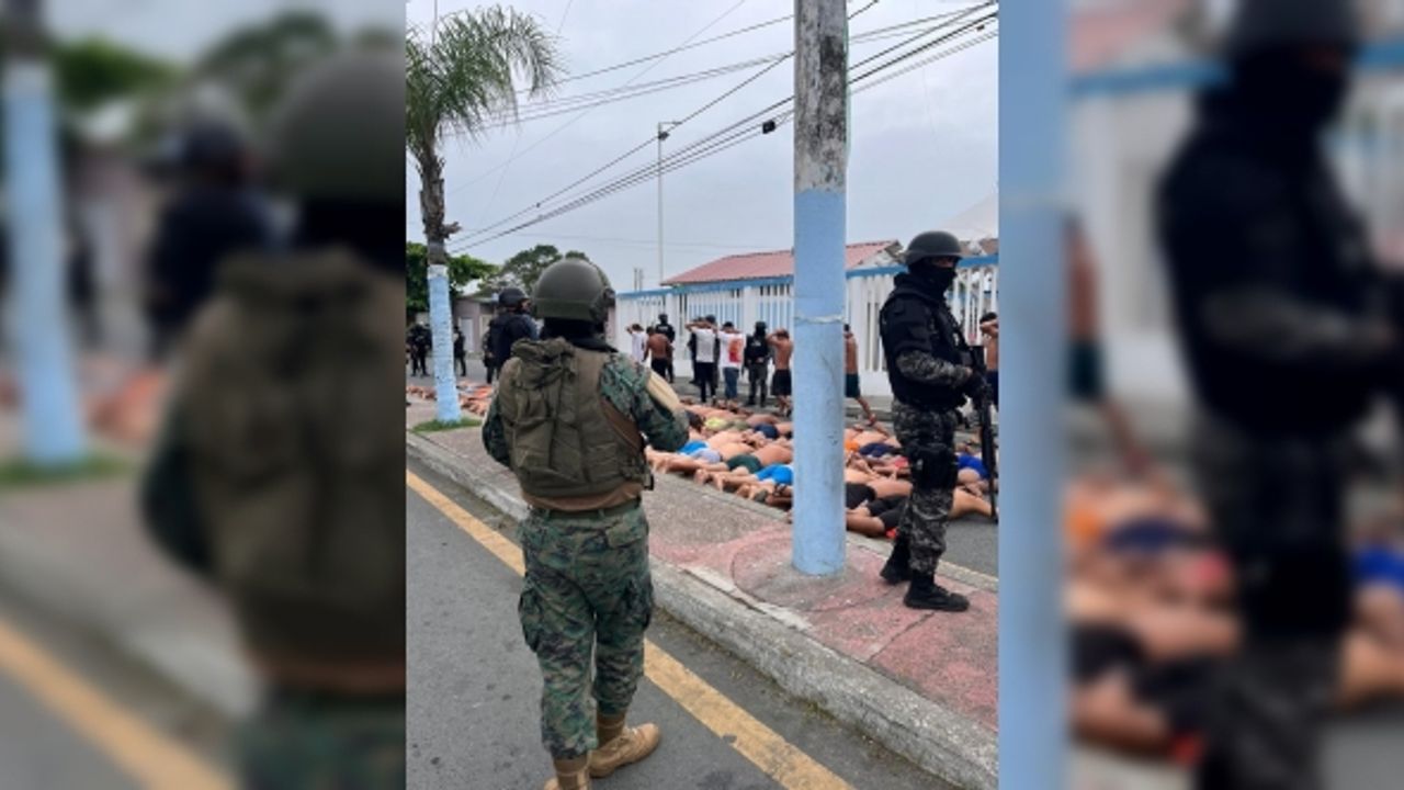 Ekvador’da hastaneyi basan çete üyeleri yarı çıplak gözaltına alındı