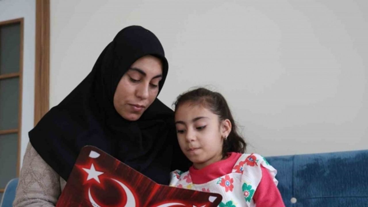 Elazığ depreminin simge isimlerinden Yüsra’nın annesi Yıldız: "O an çocuklarımın sağ çıkması dışında bir şey düşünmedim"