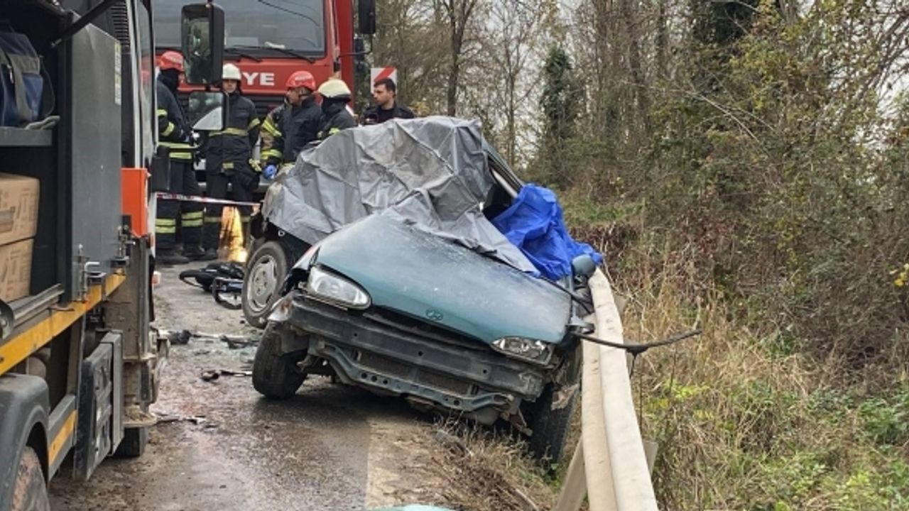 Elektrik arıza bakım aracı ile otomobil çarpıştı : 1 ölü