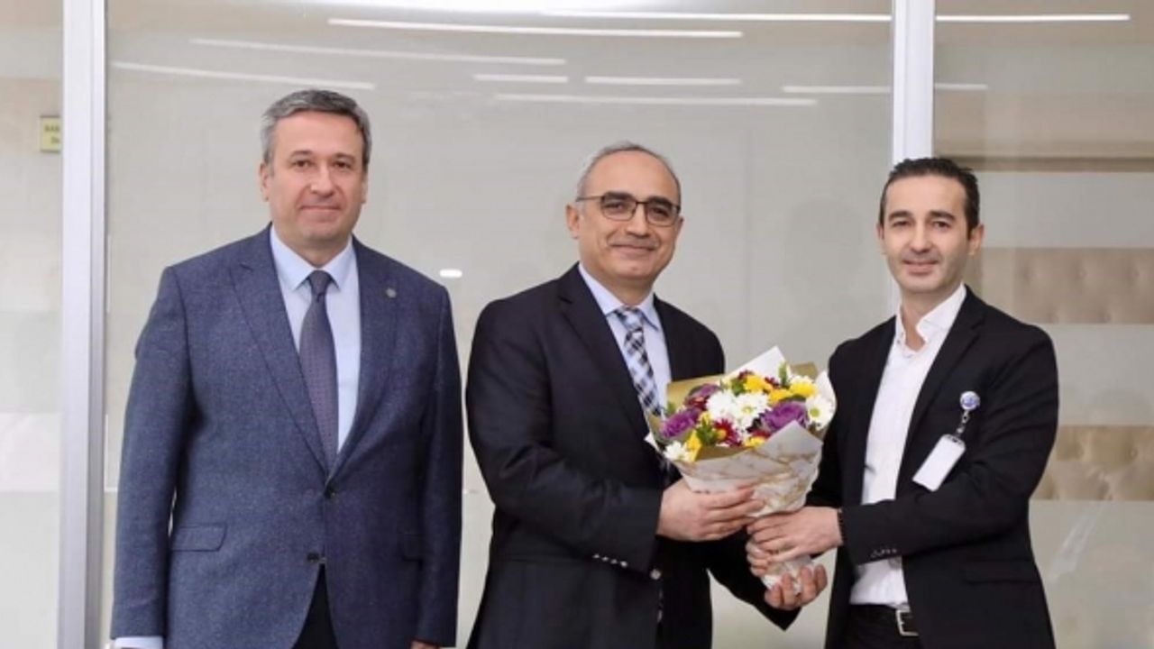 ERÜ Tıp Fakültesi Hastaneleri Başhekimliğinde Devir Teslim Töreni