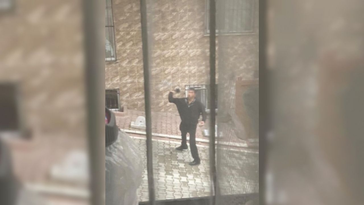 Esenyurt’ta önüne geleni bıçaklayan saldırgana ilişkin yeni detaylar ortaya çıktı