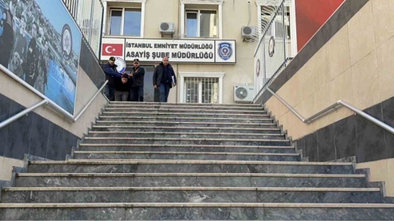 Fatih’te yabancı uyruklu kadını bıçaklayarak öldüren zanlı yakalandı