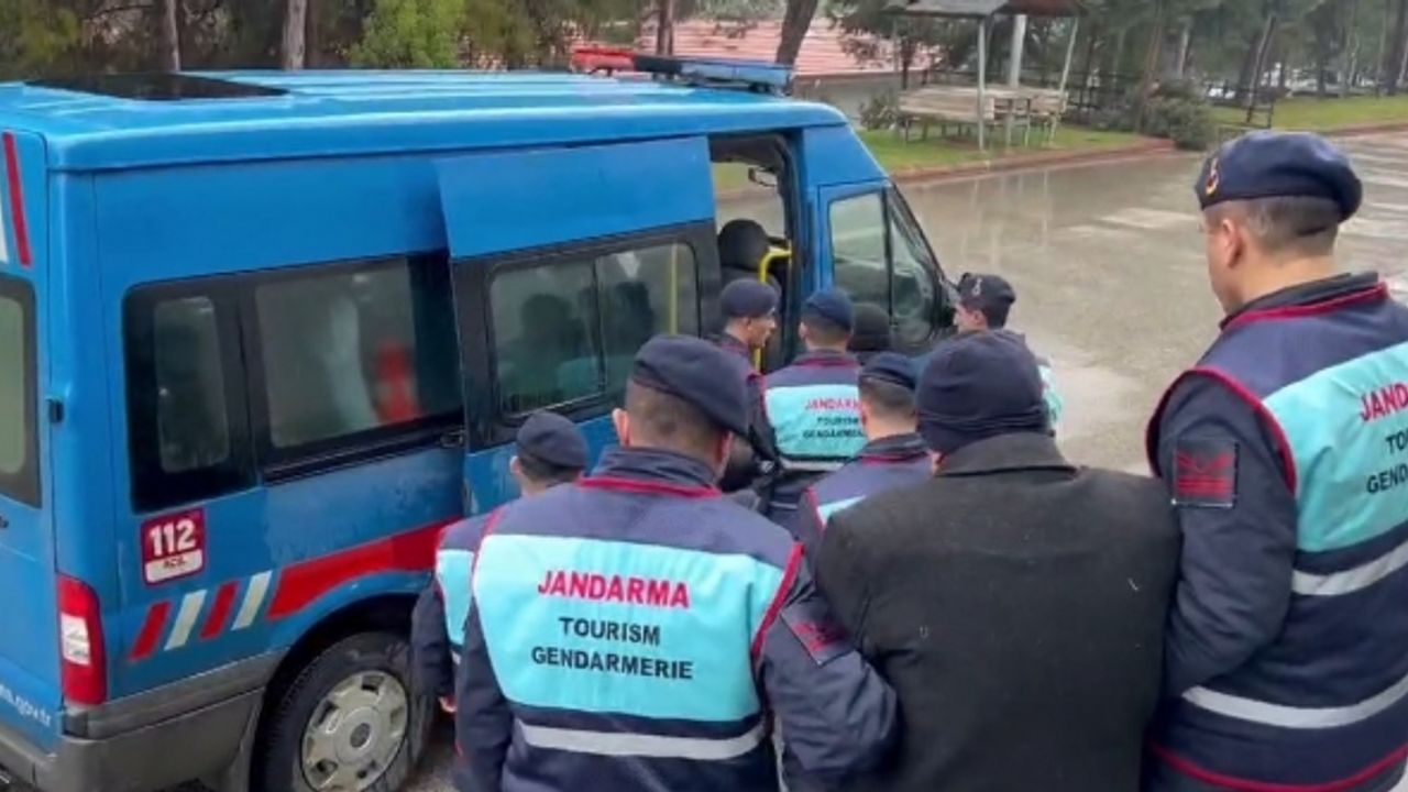 Gaziantep’te organize kaçakçılara ’sis’ operasyonu: 6 gözaltı