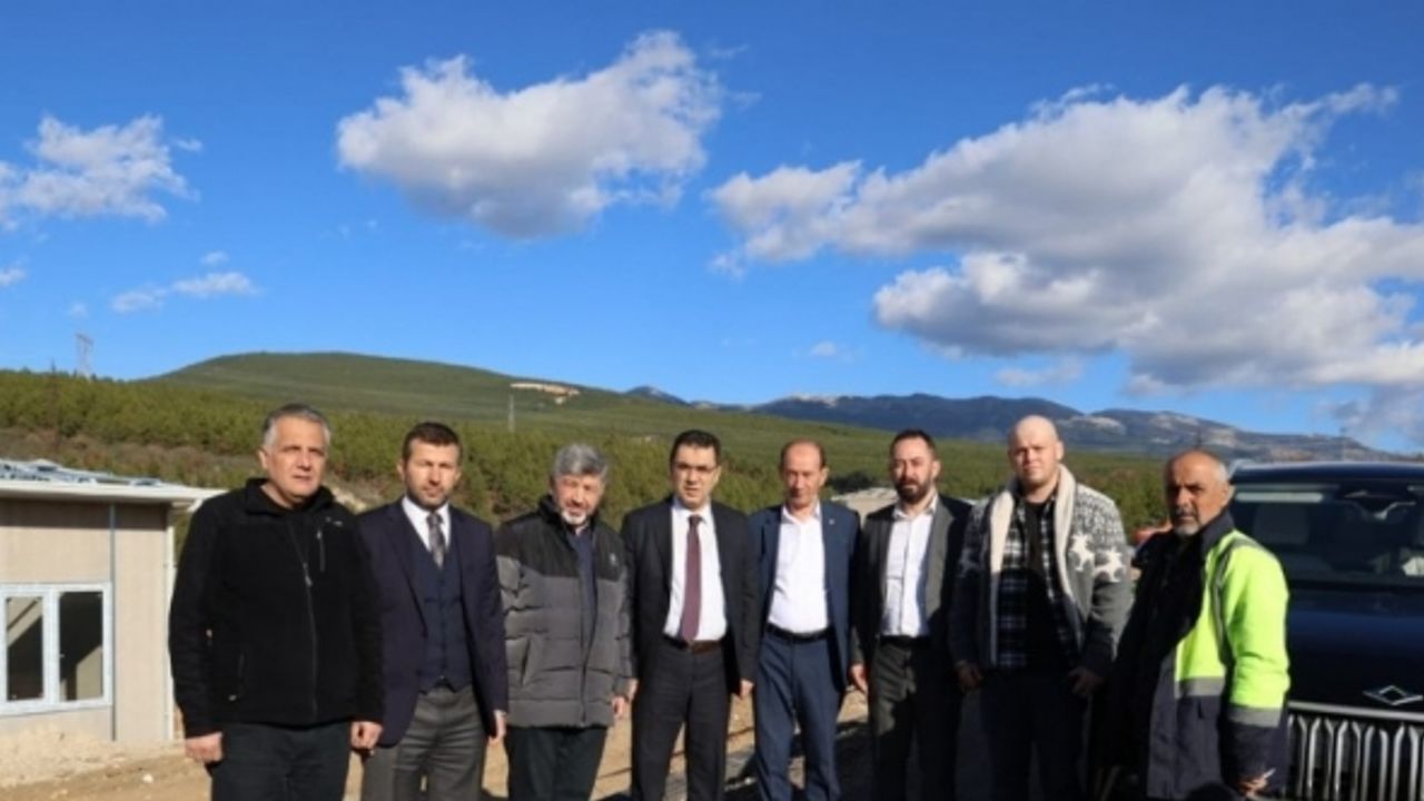 Gediz’de 7 bin 466 metrekarelik alanda yapılan hayvan barınağını 4 ilçe ortak kullanacak