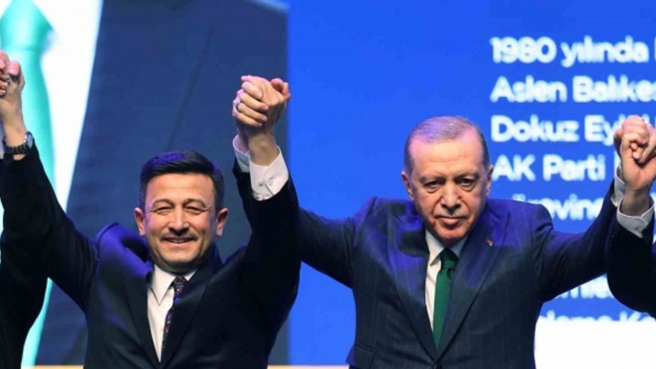 Hamza Dağ’dan ilk mesaj: “İzmir’imizde yeni bir hikaye yazmak için başlıyoruz”