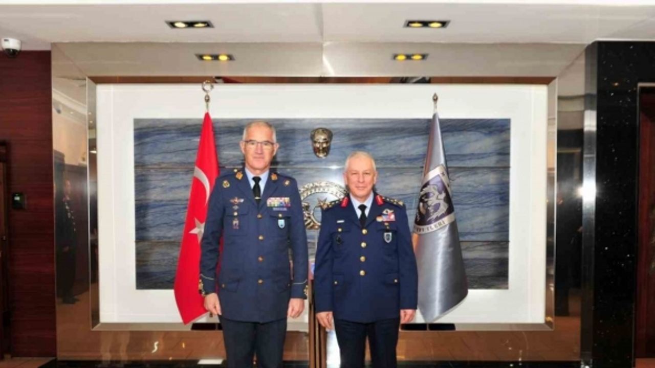 Hava Kuvvetleri Komutanı Kadıoğlu, NATO Birleştirilmiş Hava Harekat Merkezi Komutanı De Lara’yı kabul etti