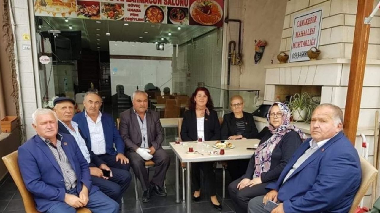 İlçenin ilk ve tek kadın muhtarı yeniden aday