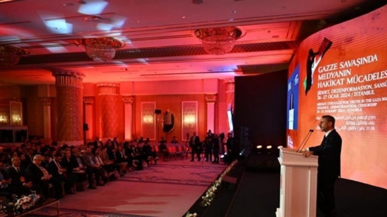 İletişim Başkanı Fahrettin Altun: “İsrail, hakikatı katletmek için sistematik bir planla gazeteci öldürüyor”