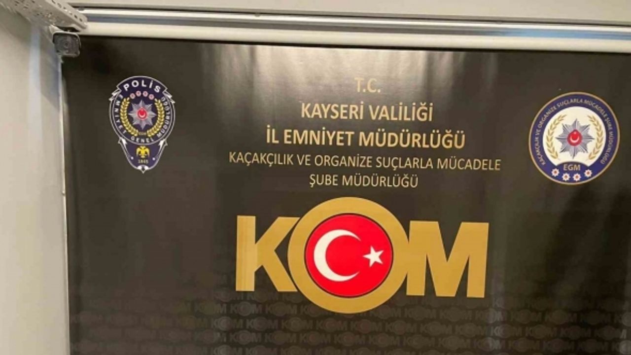 İş yerlerini kurşunlayan suç makineleri polisten kaçamadı