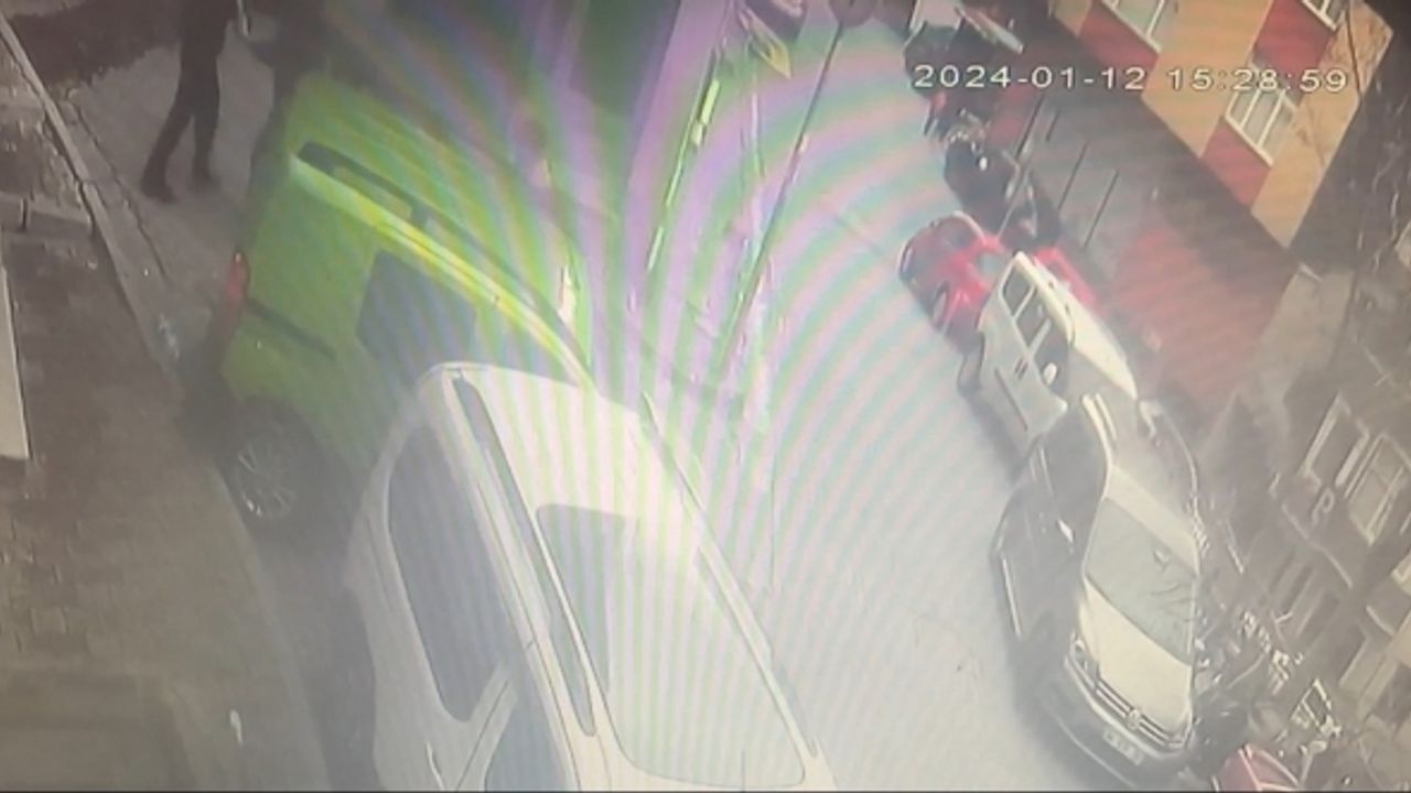 İstanbul’da kız meselesi kavgası kanlı bitti: Arkadaşının başına bıçak sapladı