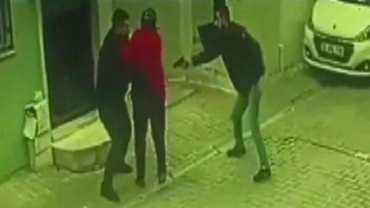 İzmir’de silahlı kavgada kadını kalkan olarak kullanmışlardı, tutuklandılar