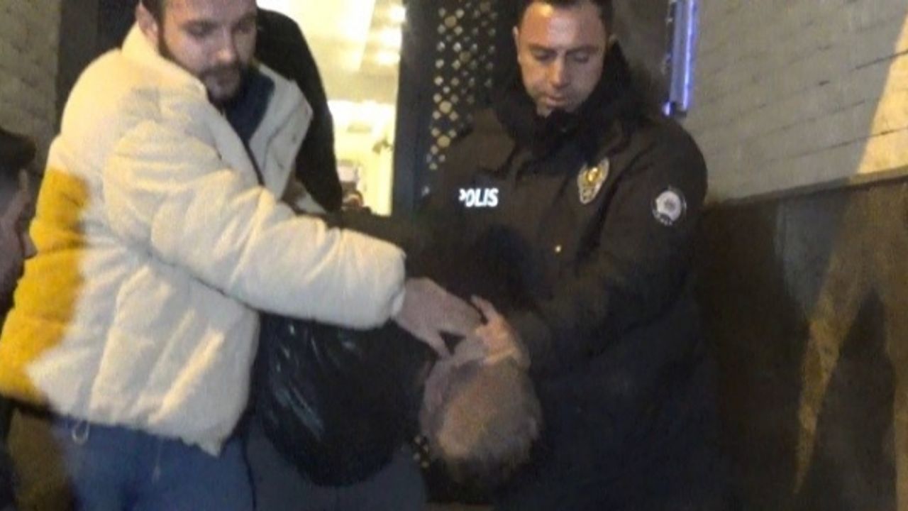 İzmir’de sokaktan kedileri toplayıp, evinde öldürdükten sonra bahçeye atan cani yakalandı