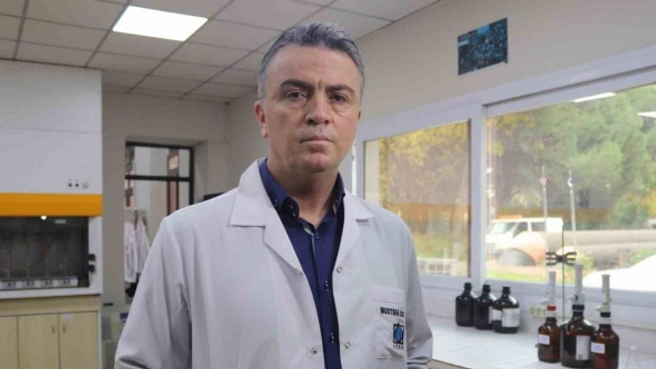 İZSU, İzmir’in su kalitesini akredite laboratuvarında test ediyor