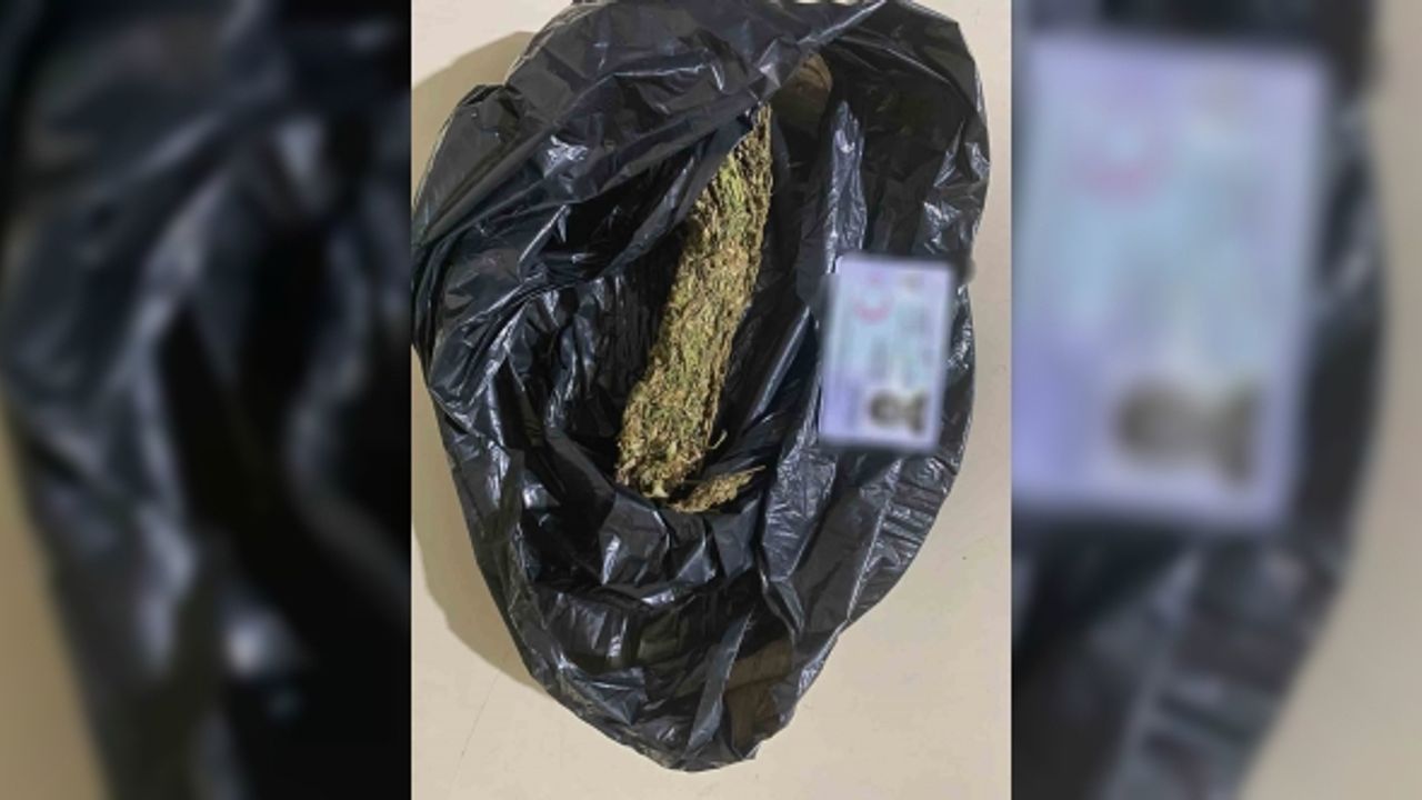 Jandarma şüphesinde haklı çıktı, uyuşturucu madde ile yakalandılar