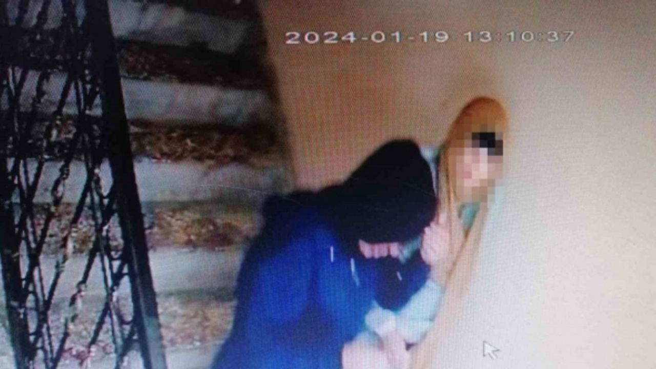 Kadın hırsızlar, altın ve para çalıp kayıplara karıştı