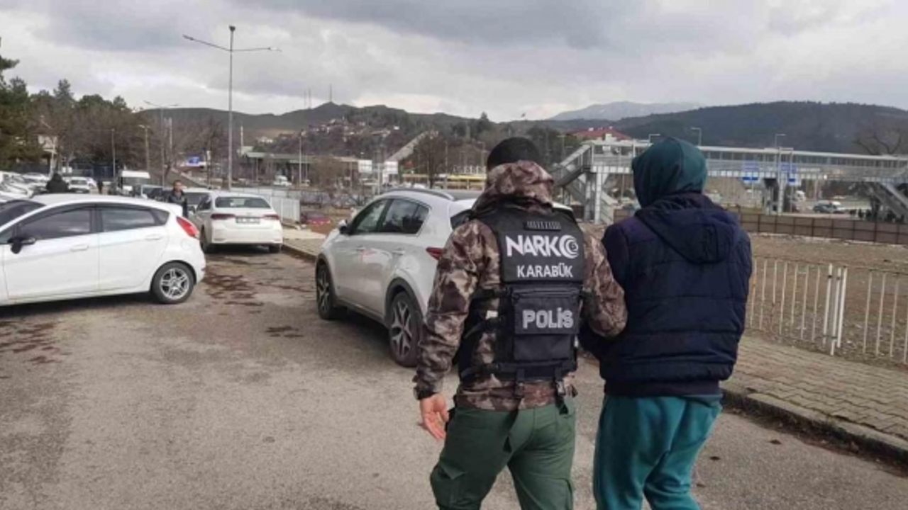 Karabük’te uyuşturucu ile yakalanan 4 şüpheliden 1’i tutuklandı