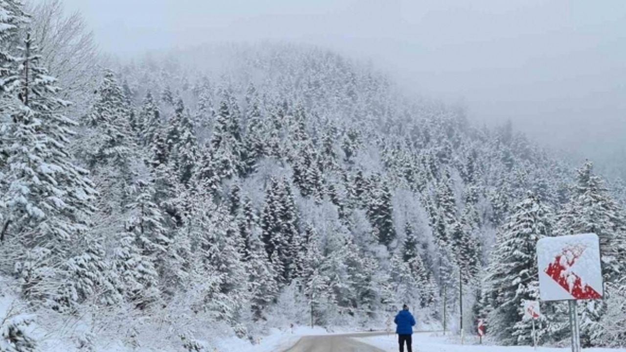 Karabük’ün yüksek kesimlerinde kar yağışı etkili oluyor