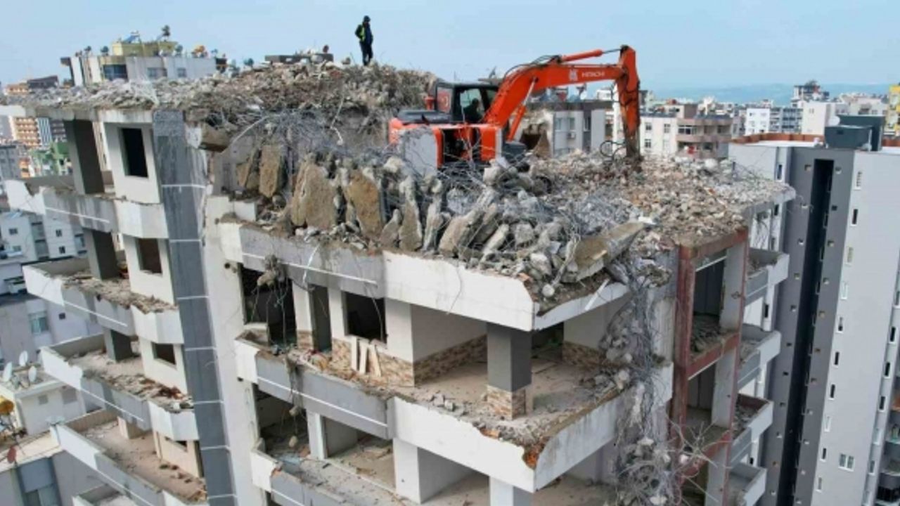 Karslıoğlu: "Her operatörüm diyen bina yıkımında kullanılmamalı"