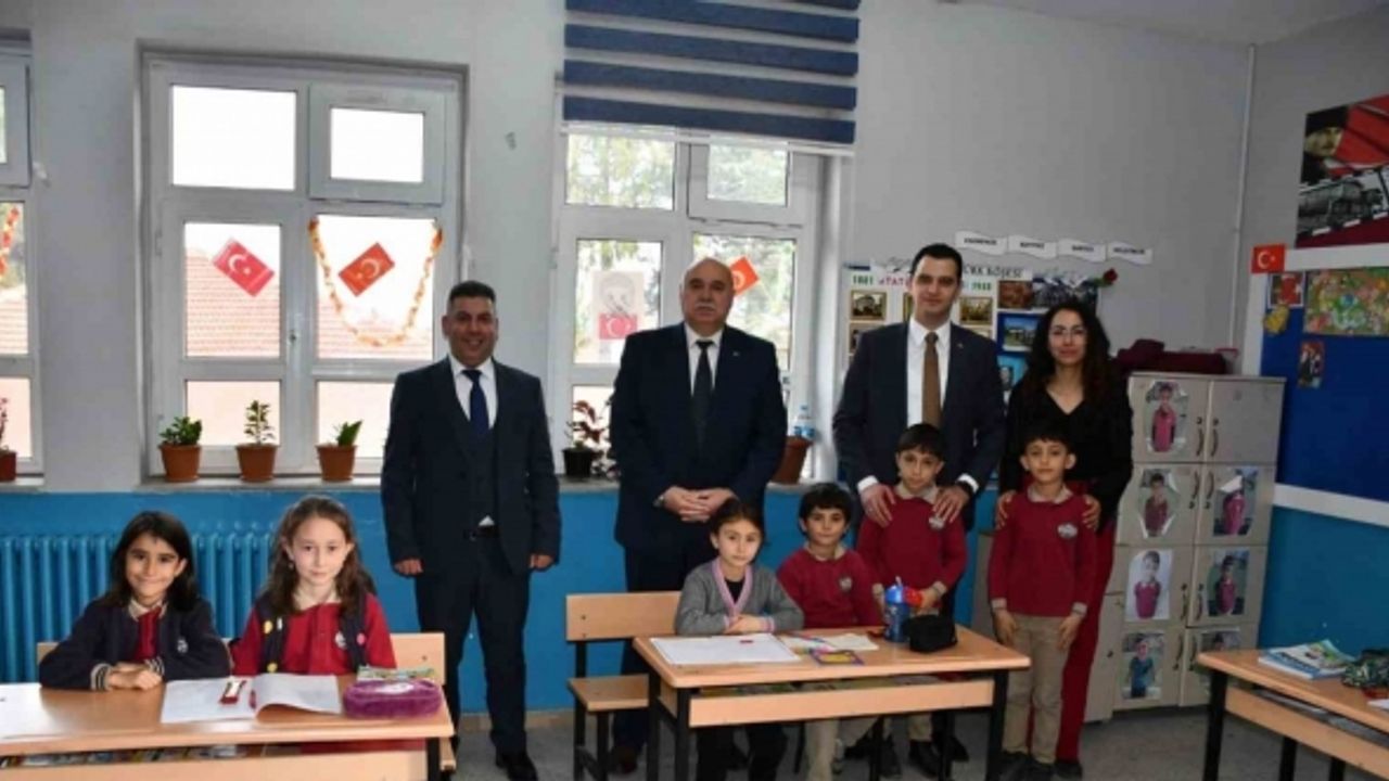 Kaymakam Büyükkaymakcı: "Öğrencilerimizin düşüncelerini dinleyip destek olmayı amaçlıyoruz”