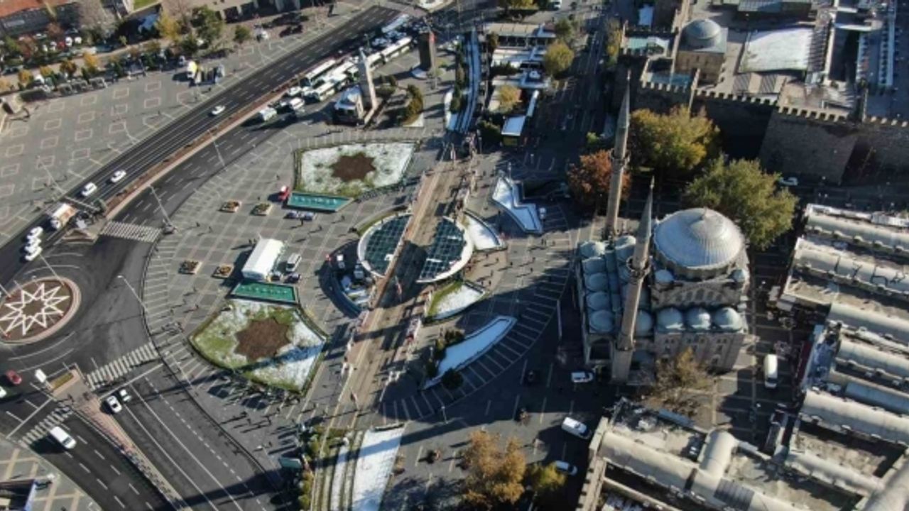 Kayseri’ye Ocak ayında da ’lapa lapa’ kar yok