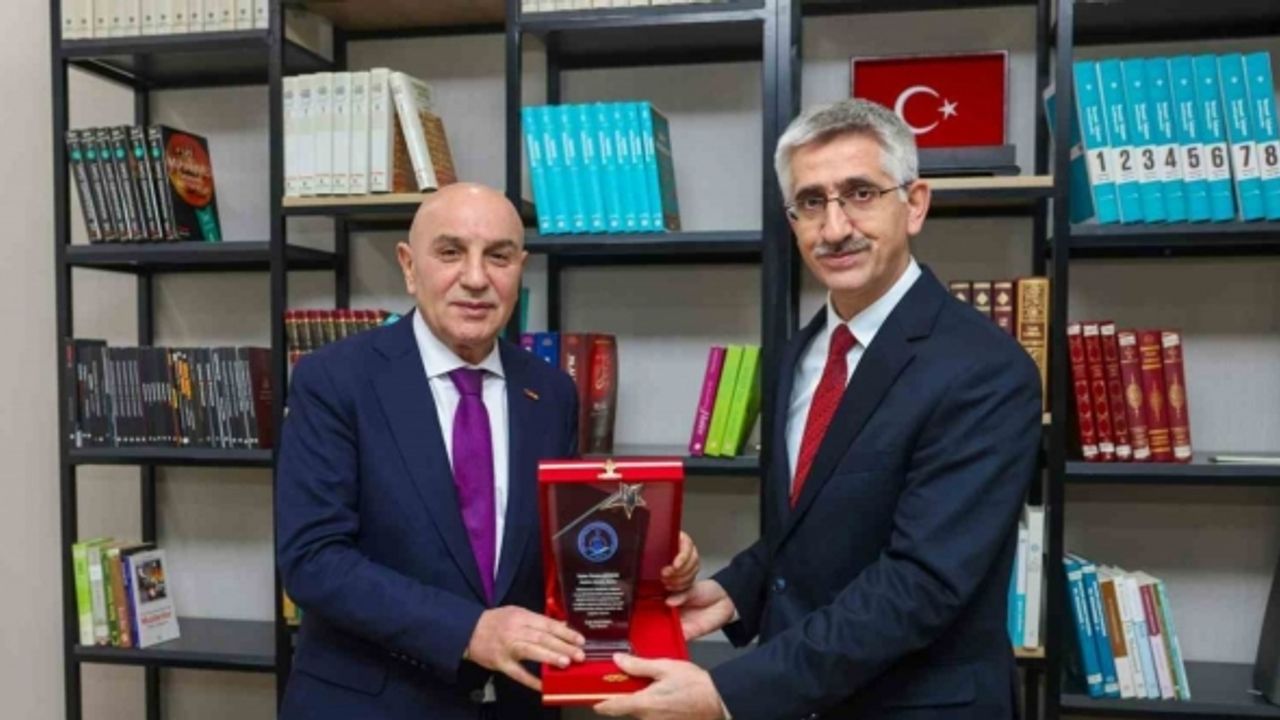 Keçiören’de Şule Yüksel Şenler Kütüphanesi hizmete açıldı