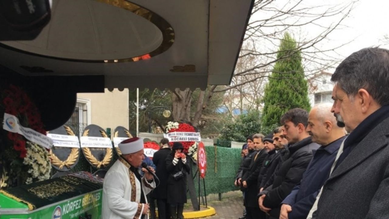 Kocaeli Gazeteciler Cemiyeti Başkanı Kaplan’ın annesi son yolculuğuna uğurlandı