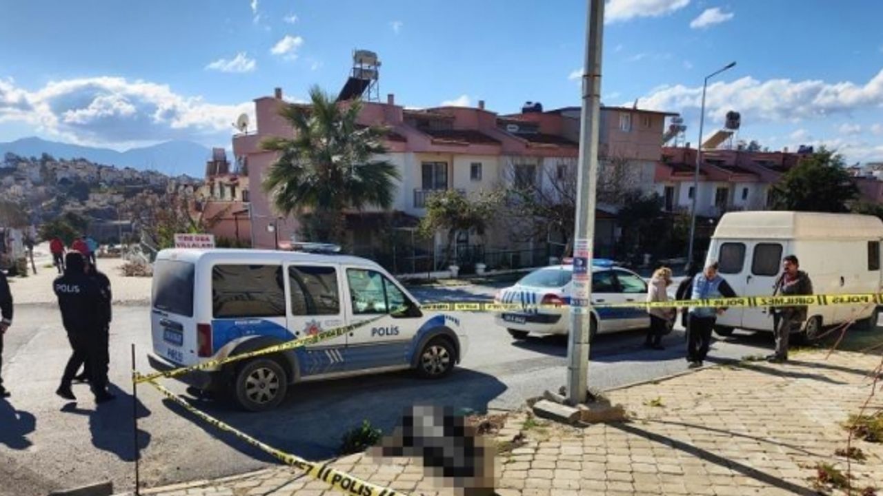 Kuşadası’nda kaldırımda yere yığılan zihinsel engelli şahıs hayatını kaybetti