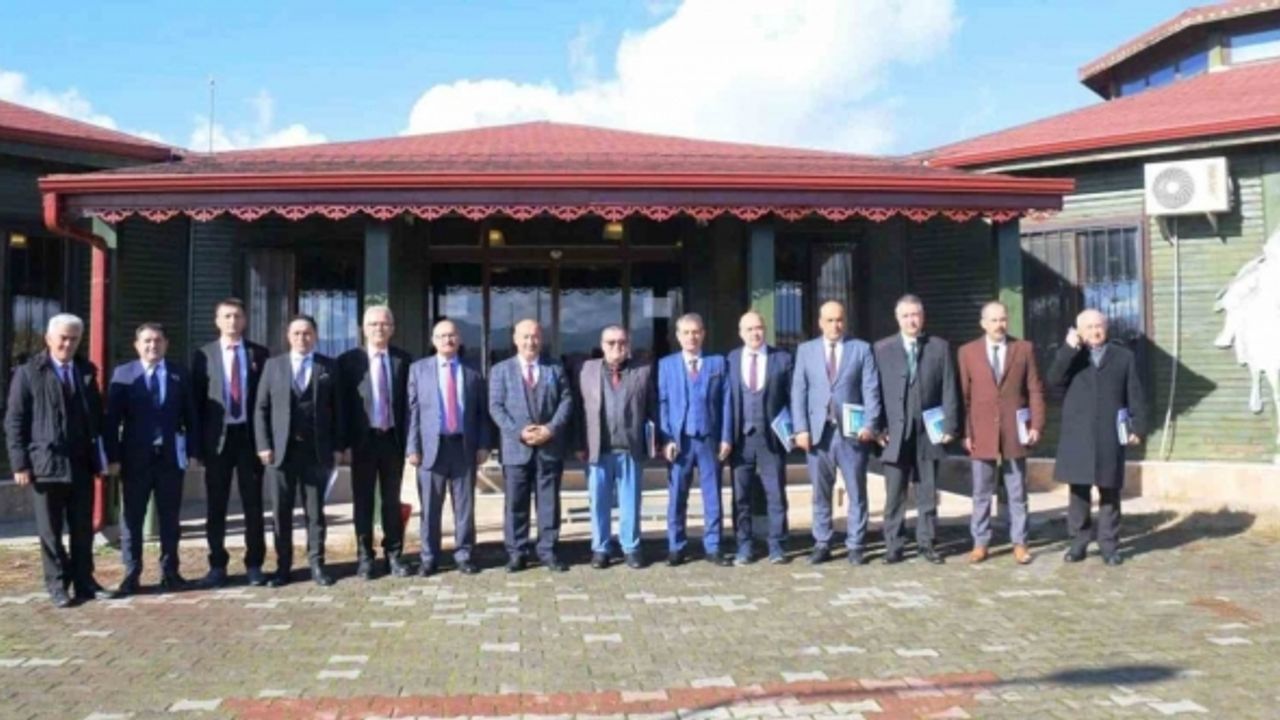 Kütahya İlçe Milli Eğitim Müdürleri toplantısı Gediz ilçesinde yapıldı