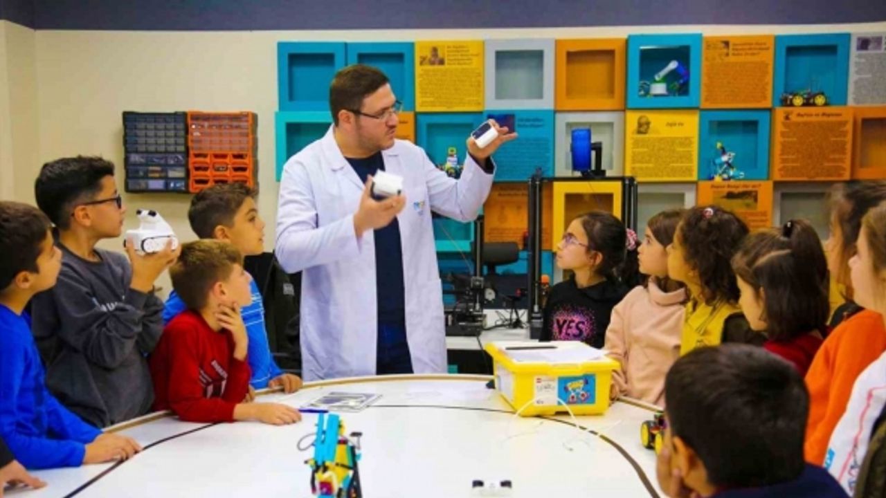 MEGA her yıl 75 bin öğrencinin hayatına dokunuyor