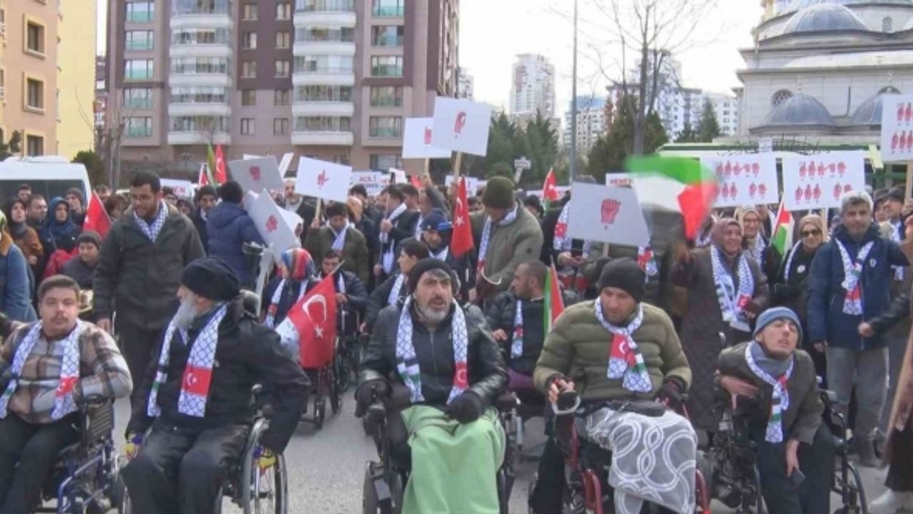 Memur-Sen Engelli Komisyonu’ndan Gazze’ye destek ve Şehitlere rahmet yürüyüşü