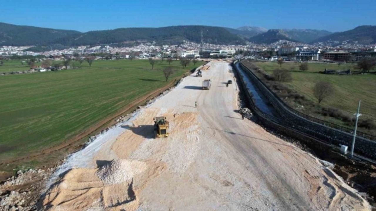 Menteşe otogar kavşağında yol çalışması devam ediyor