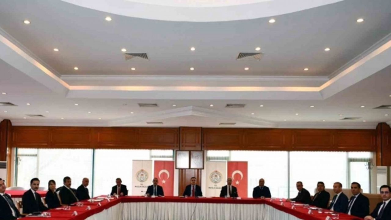 Muğla Mülki İdari Amirler toplantısı Vali Akbıyık başkanlığında yapıldı