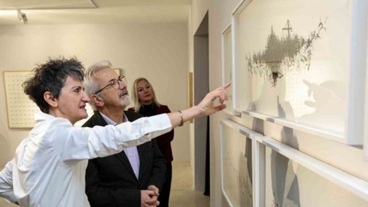 Nermin Er’in 20 yıllık sanat geçmişi “Sıradaki Şarkı”da